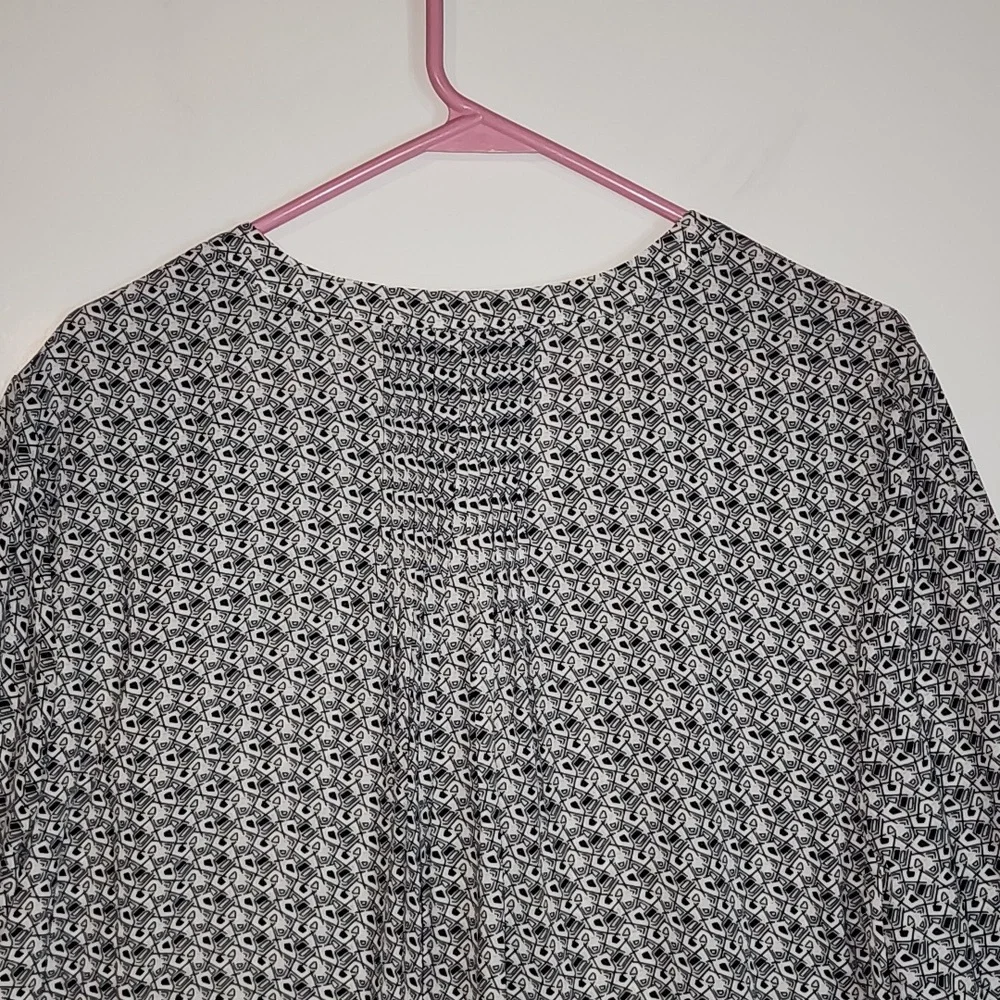 NYDJ Pintuck Blouse NWT Size XLarge - Picture 10 of 14